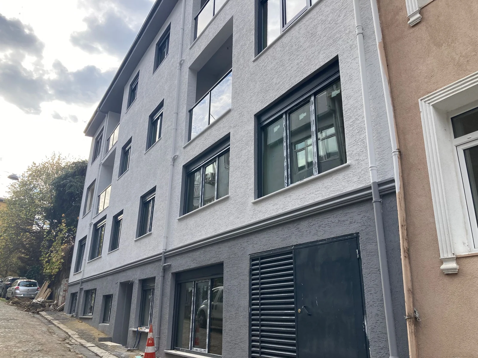 Karadeniz Apartmanı Kuzguncuk cephe görünümü